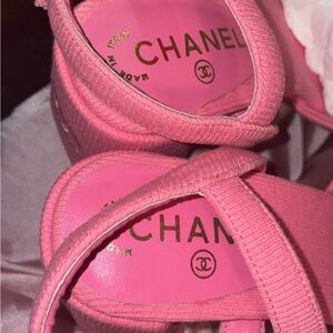 CHANEL DESIGNER MULE STRAP HEELS